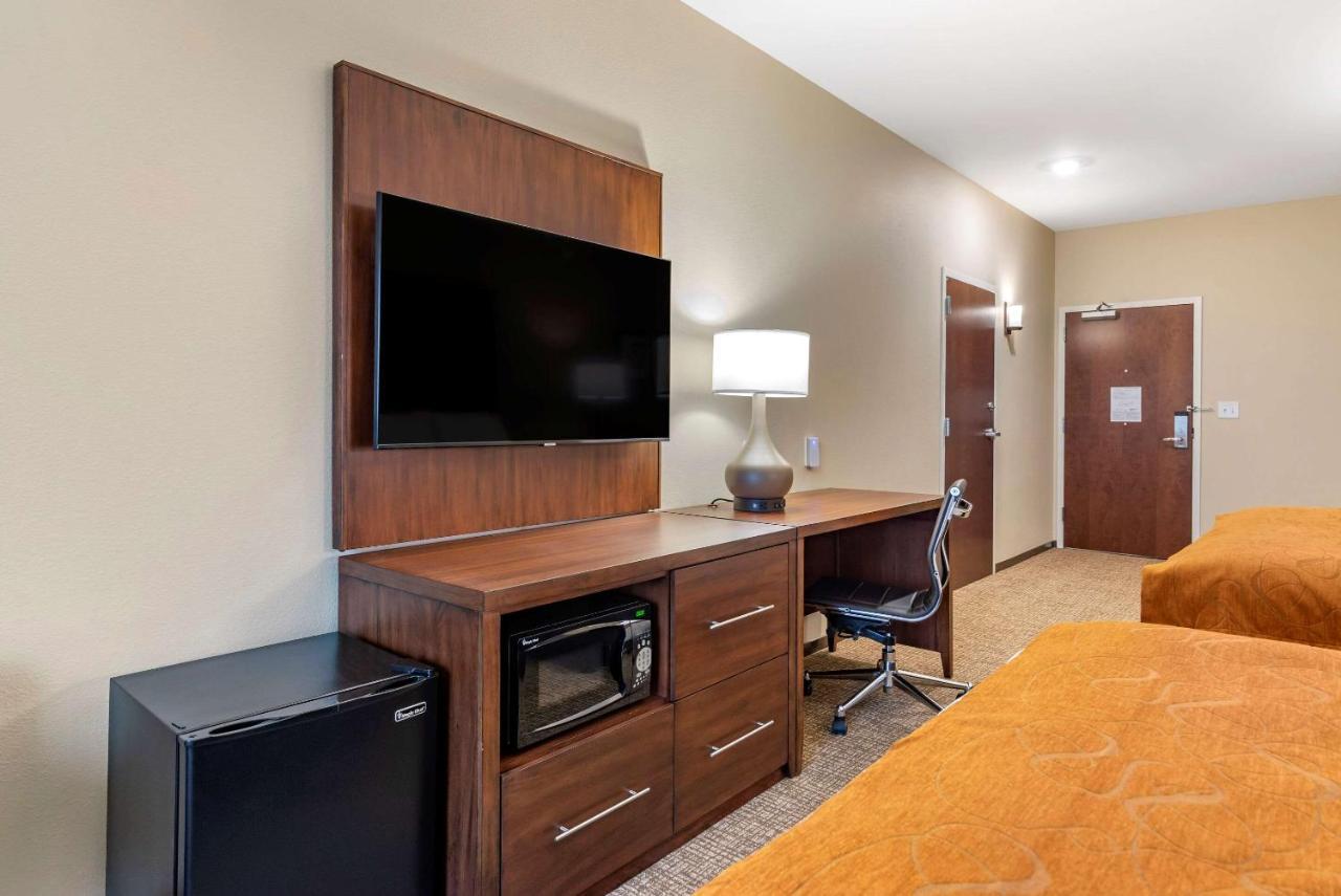 Comfort Suites Ньюнен Экстерьер фото