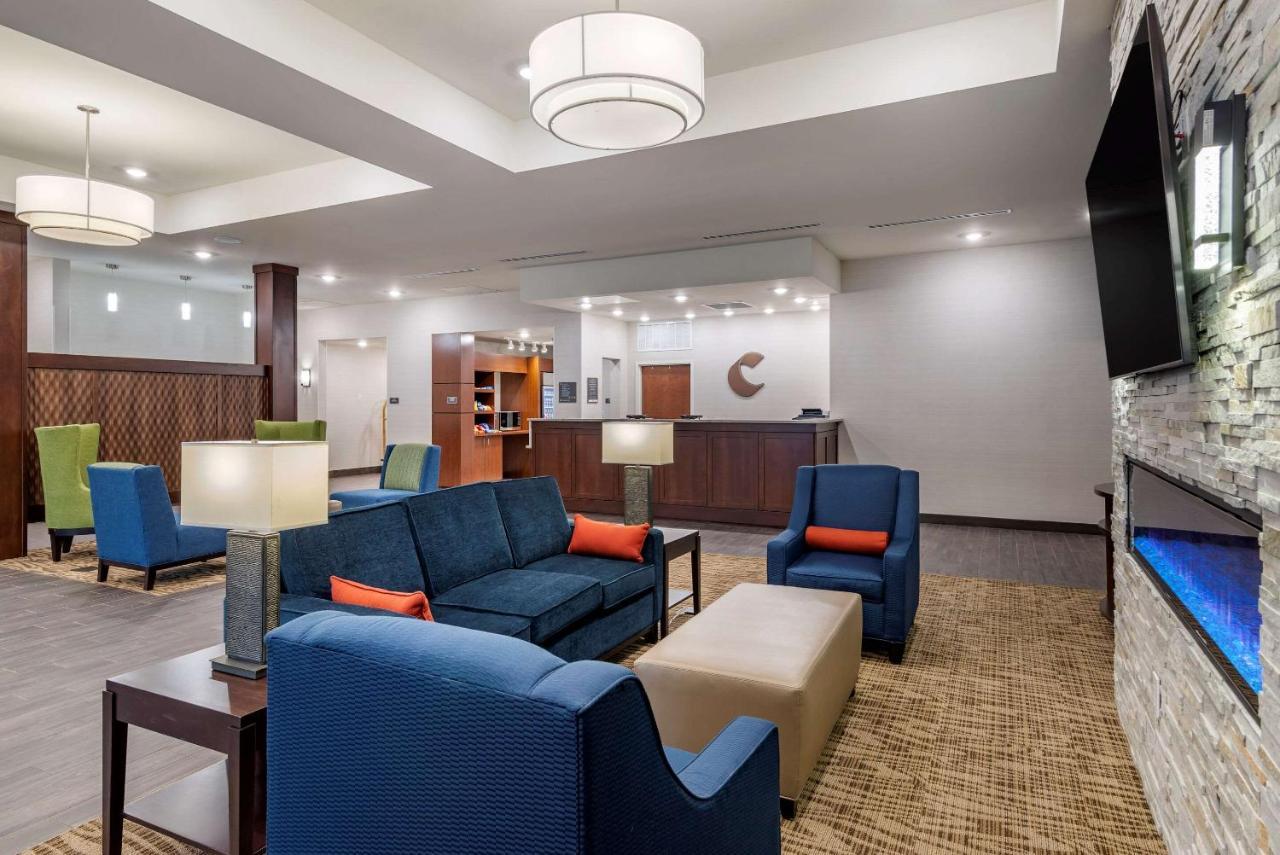 Comfort Suites Ньюнен Экстерьер фото
