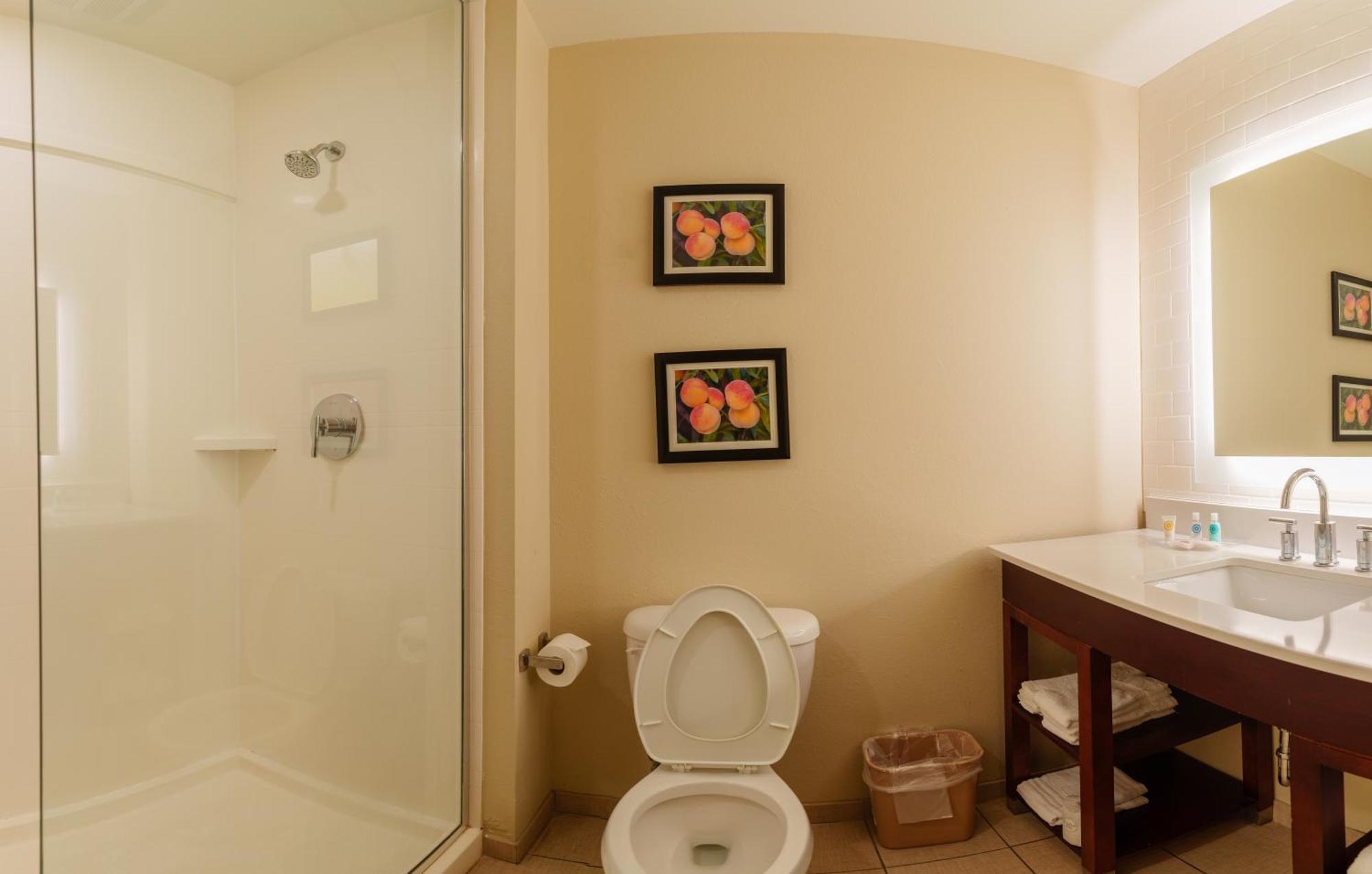 Comfort Suites Ньюнен Экстерьер фото